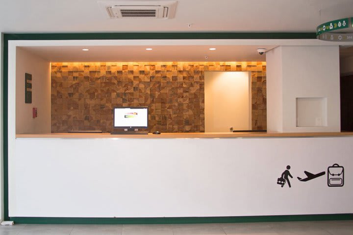 Front desk at the City Express Junior Puebla FINSA hotel