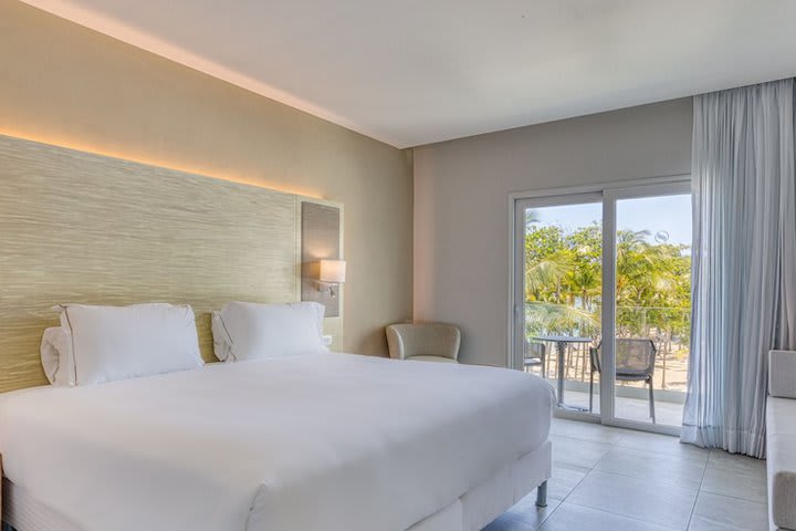 Img - Senator Luxury Junior Suite Ocean View
