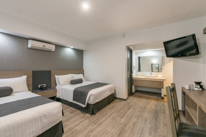 Standard Room, 2 Double Beds