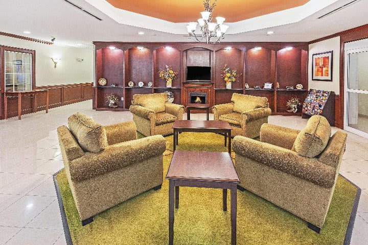 Hotel + Vuelo | La Quinta Inn Suites By Wyndham Columbus Tx - Columbus ...