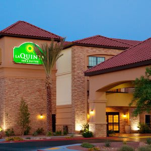 La Quinta Inn & Suites by Wyndham Las Vegas Airport South