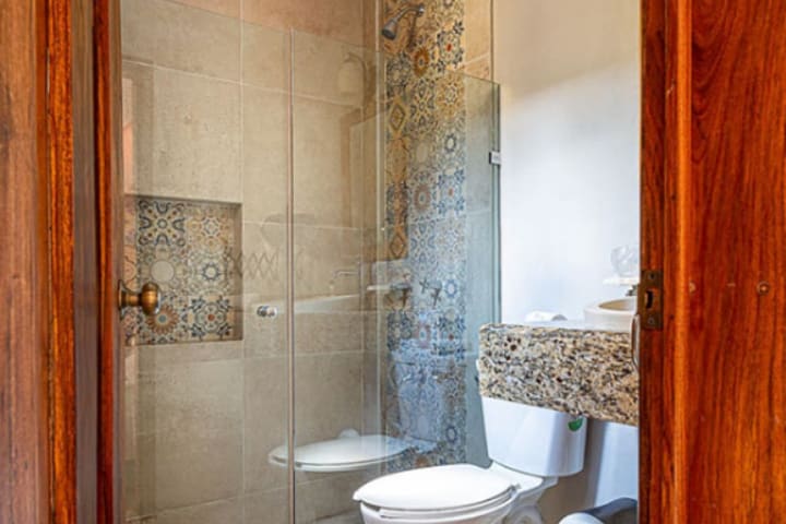 Baño privado de una habitación