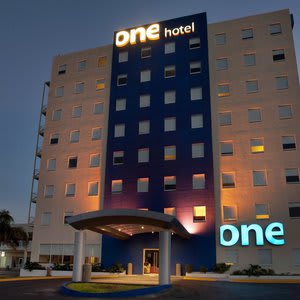 Hotel One Monterrey Aeropuerto