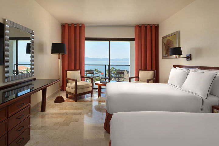 Meliá guest room with ocean view