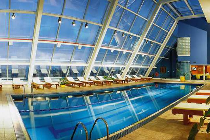 Hilton Sao Paulo Morumbi offers an indoor pool