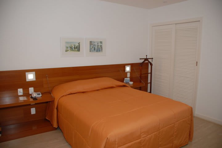 Standard guest room at the Hotel Debret in Rio de Janeiro