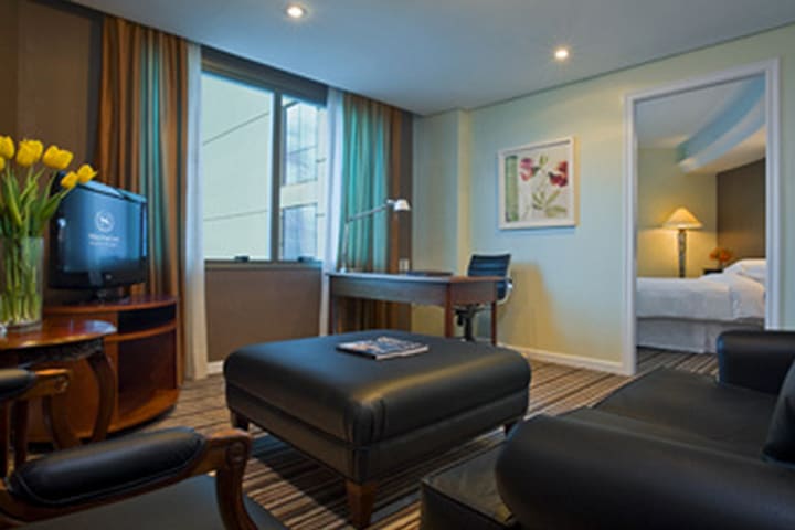 Sheraton Porto Alegre has 171 guest rooms