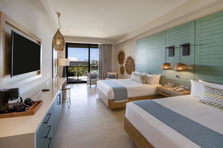 Unique ocean junior suite