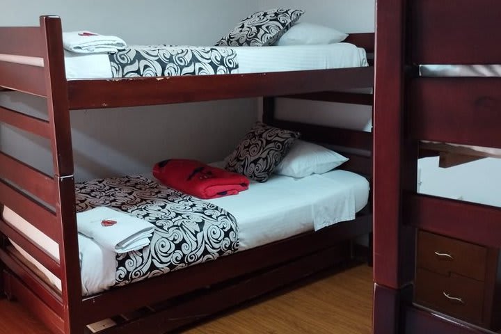 Guest rooms with a bunk bed