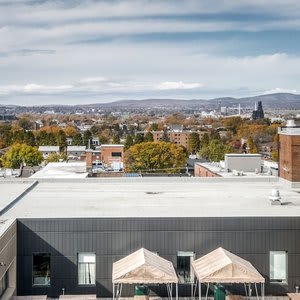 DarkLuxury rooftop pool private-parking