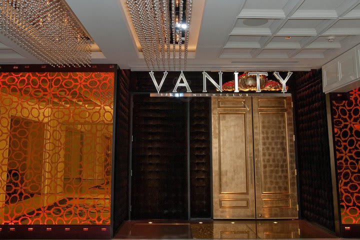 Entrada de la discoteca Vanity