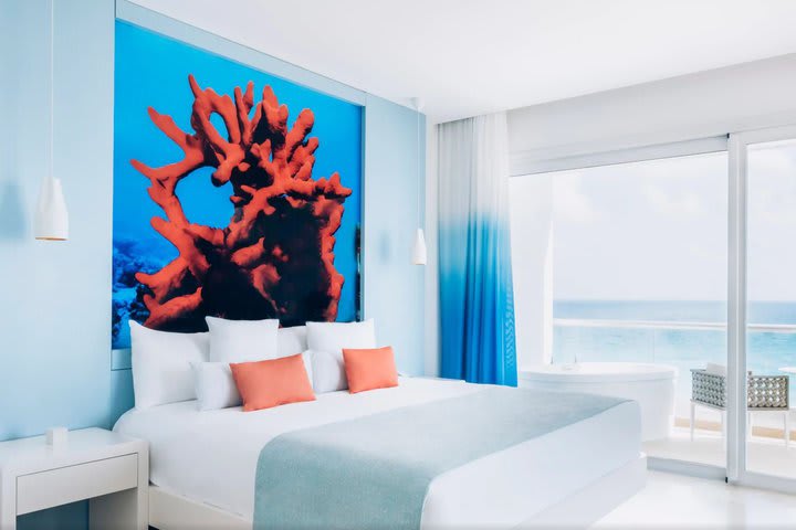 Junior Suite Ocean Front Corner JSOFC