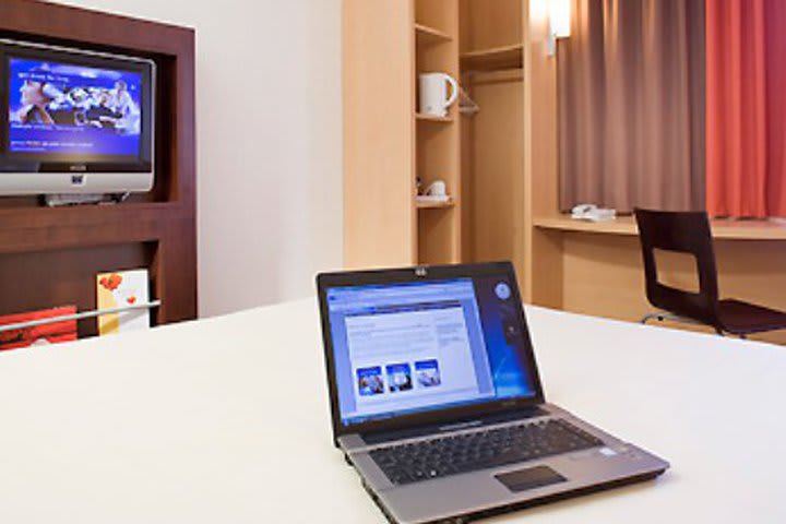 Las habitaciones del hotel Ibis Euston, hotel de negocios en Londres, incluyen acceso a internet