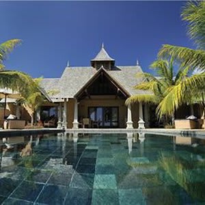 Maradiva Villas Resort & Spa