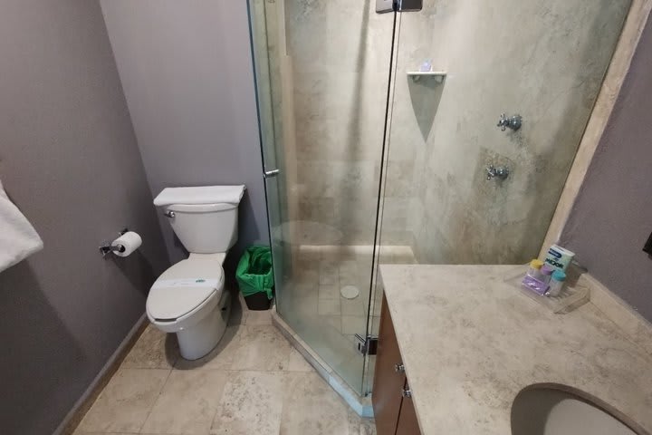 Interior de un baño privado