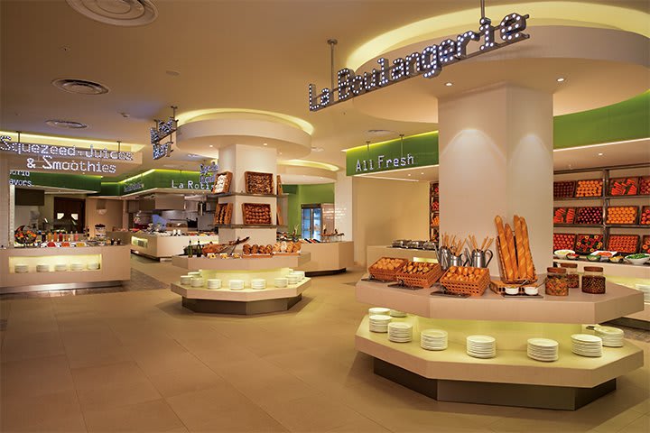 Buffet-style restaurant