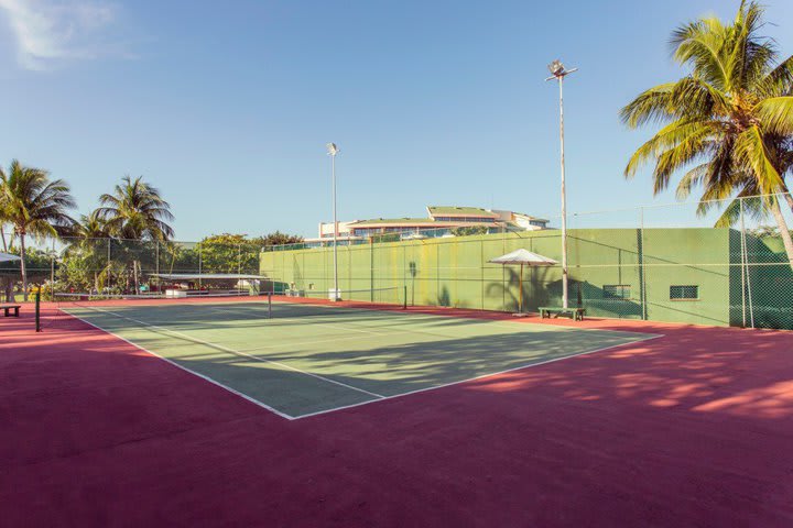 Tennis court