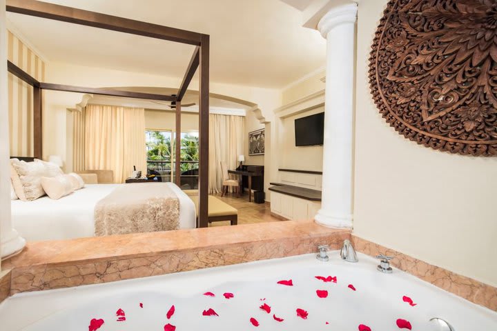 Junior suite con jacuzzi - Colonial Club