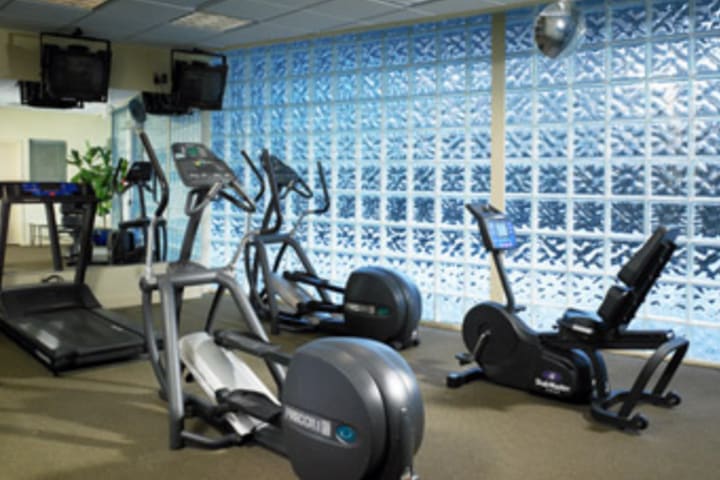 Gimnasio del Sheraton Wall Centre, hotel en Vancouver