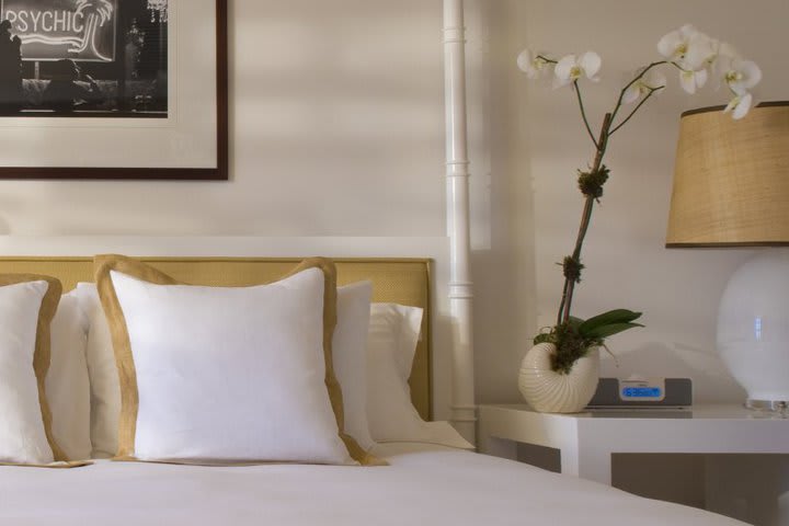 Guest room with king size bed at The Betsy hotel in Miami Beach