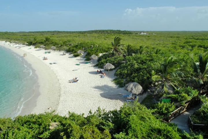 The beach at the Villa Las Brujas hotel on one of the cays of Villa Clara