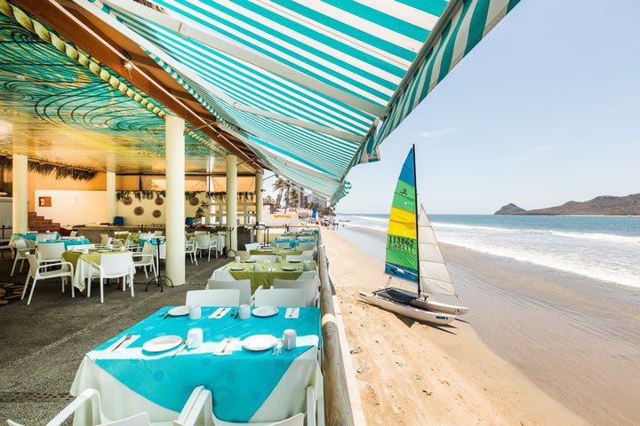 Terraza con vista al mar