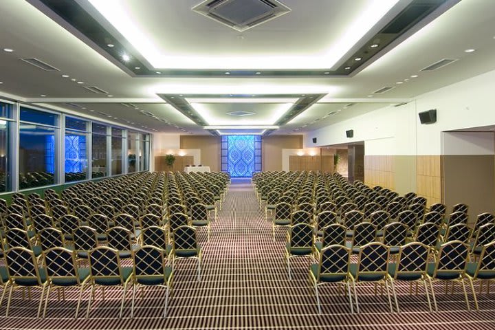 The Marmara Taksim in Istanbul has meeting rooms for up to 600 guests