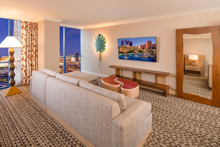 Img - Deluxe Suite