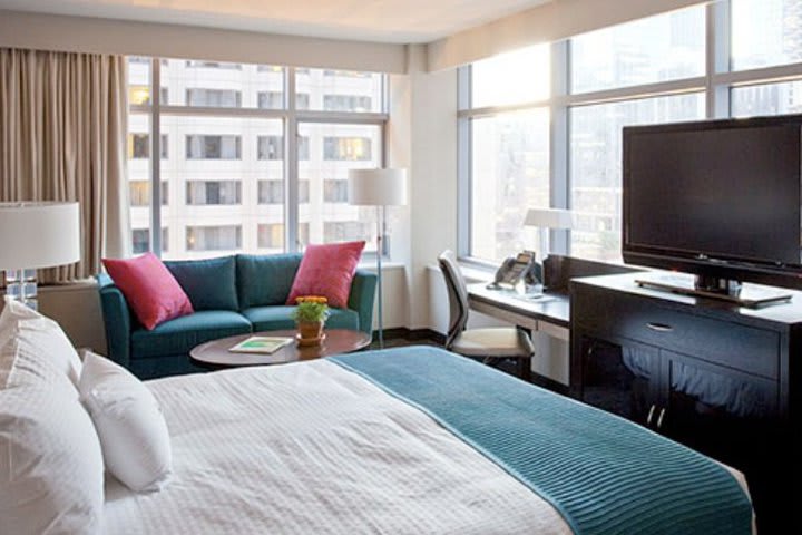 Guest room at theWit  — A DoubleTree By Hilton in Chicago