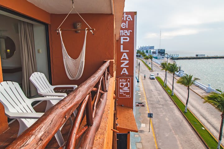 Balcón con vista al mar