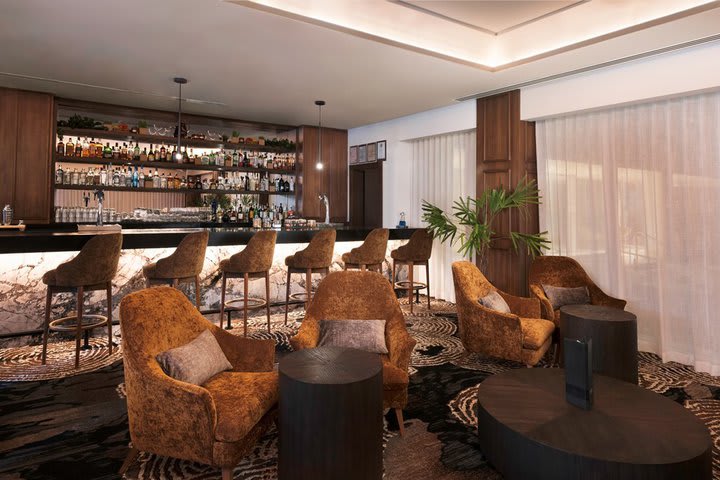 Lobby bar