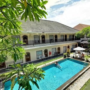 Agung Putra Hotel & Apartment