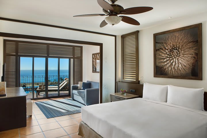 Img - Ocean view 1 bedroom Master suite - PDST