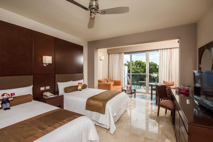 Guest rooms offer children's amenities