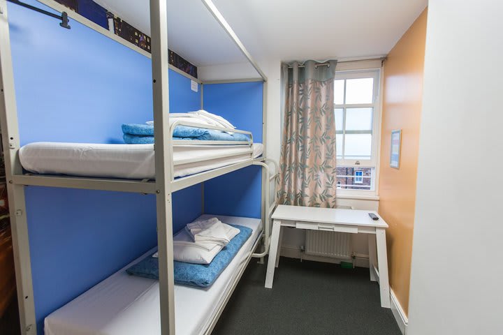 Private Twin Dorm (Ensuite)