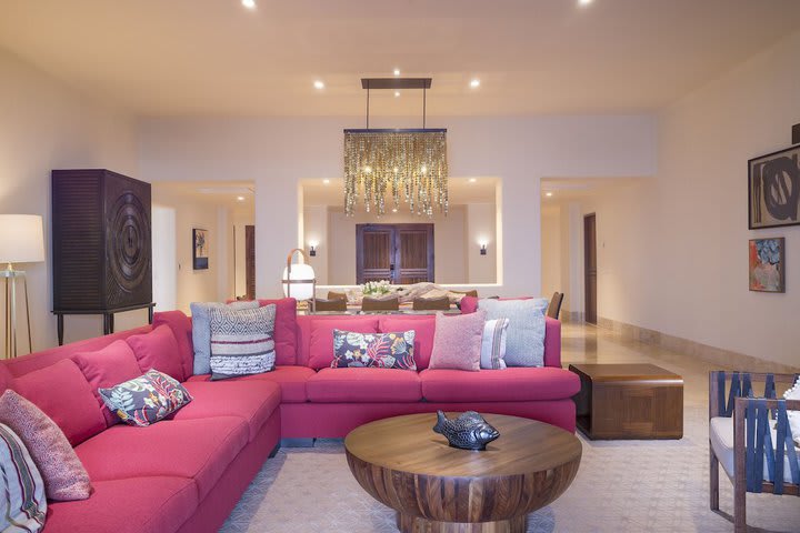 Img - Sol Oceanfront Villa