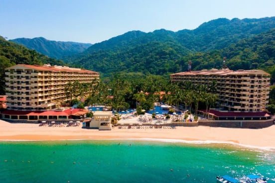 Vista aérea de las piscinas
