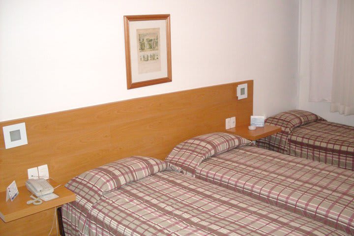 Guest rooms feature air conditioning and other amenities