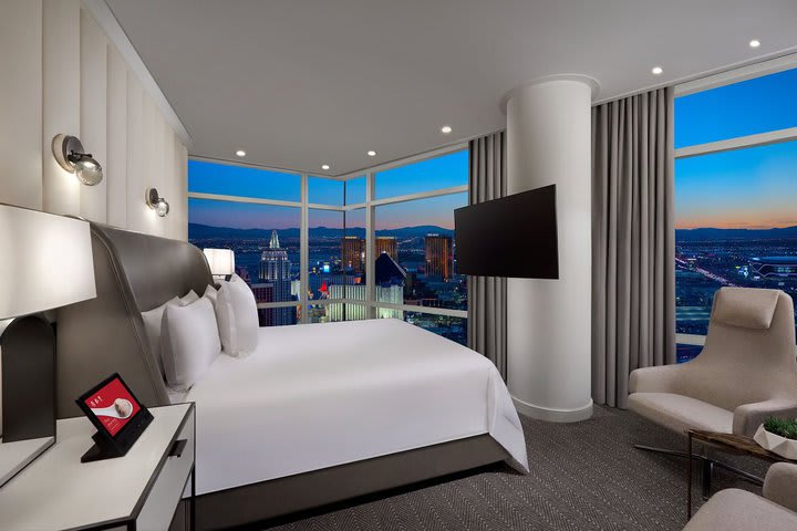 Bedroom in the 1-bedroom Sky Penthouse