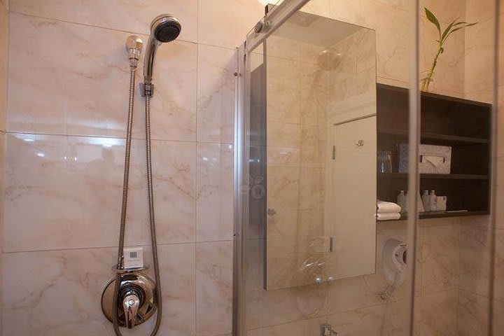 Baño de un dormitorio