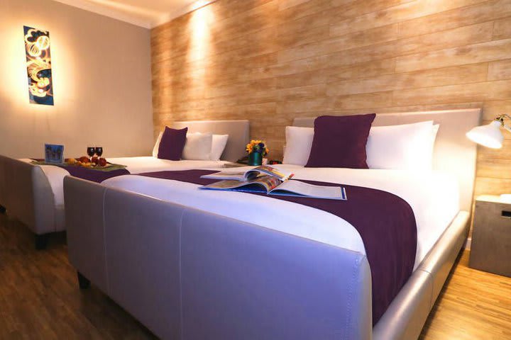 Guest rooms are equipped with plasma TV