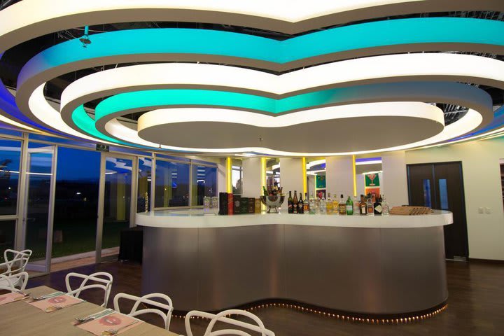 Bar lounge