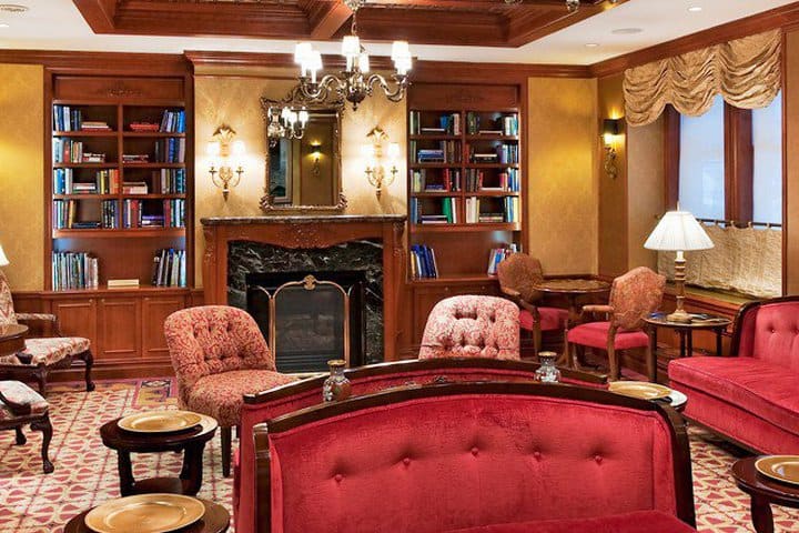 The Milburn in New York has a library