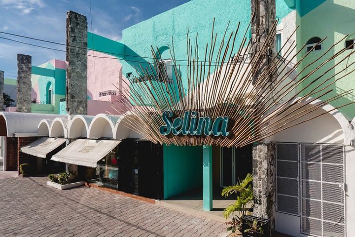 Selina Cancún Downtown