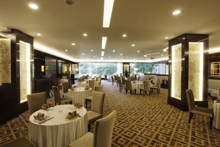 Sitting area at the Continental Grand Hotel in Beijing