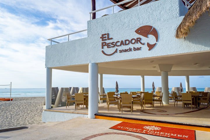 El Pescador Snack Bar