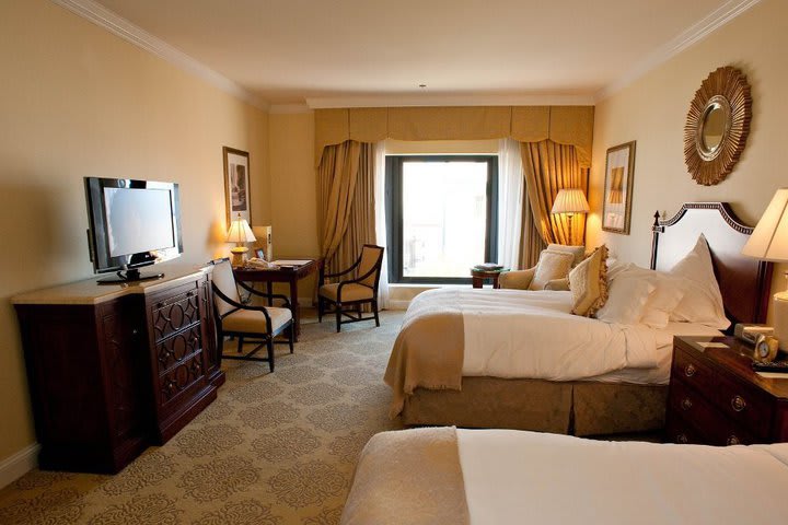 The Ritz-Carlton, San Francisco hotel offers 336 guest rooms