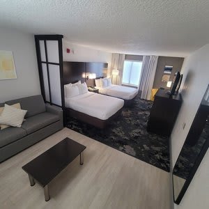 Comfort Inn & Suites Near Universal Orlando Resort - Convention Ctr