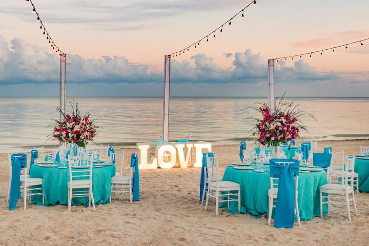 Montaje para boda en la playa