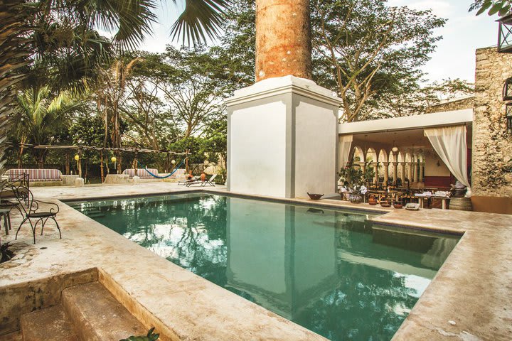 Bar next to the pool